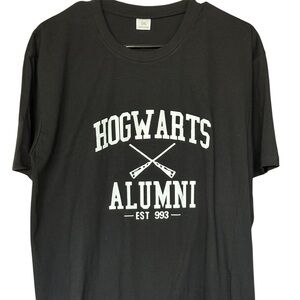 Hogwarts Alumni Harry Potter unisex tee Size 3XL Never worn